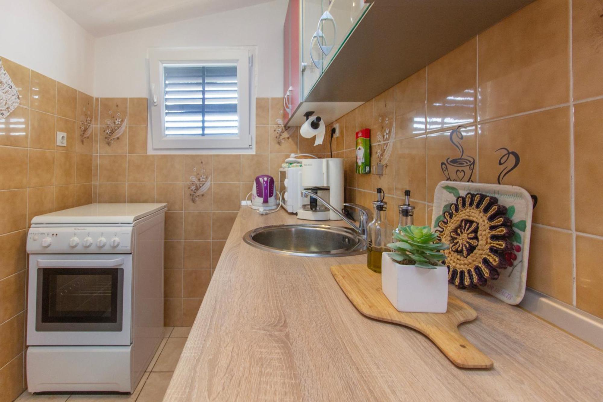 Apartmani Alaga B Tribalj Εξωτερικό φωτογραφία